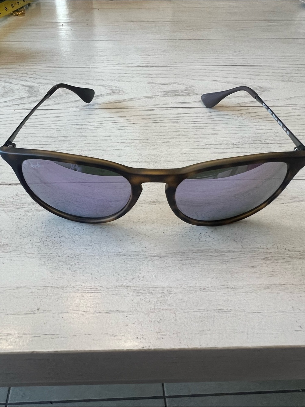 Ray-Ban “Erika” Tortoise Shell Purplish Mirrored Sunglasses - EUC!